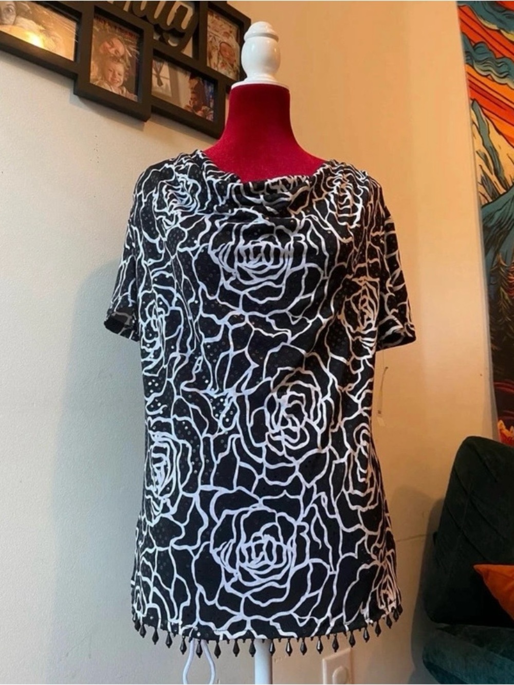 MSK Black and White Rose-Print Cowl Neck Short Sleeve Top
